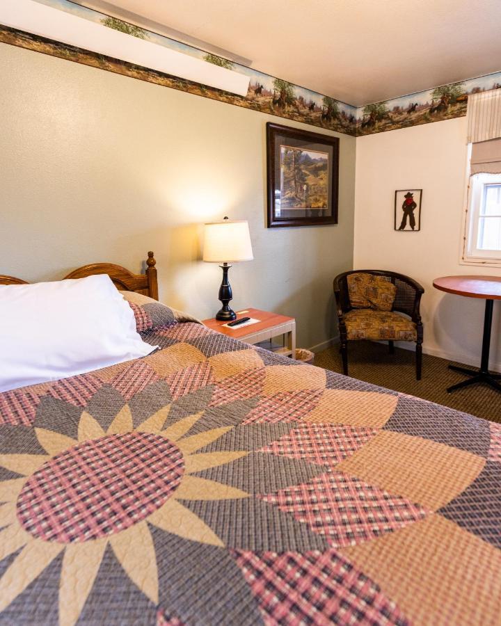 Sunset Rv Park And Motel Belle Fourche Esterno foto