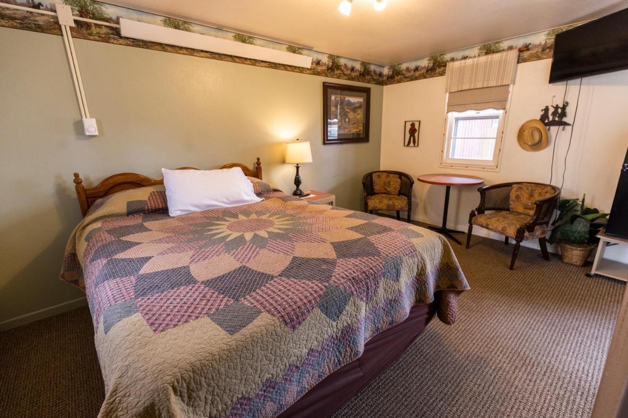 Sunset Rv Park And Motel Belle Fourche Esterno foto